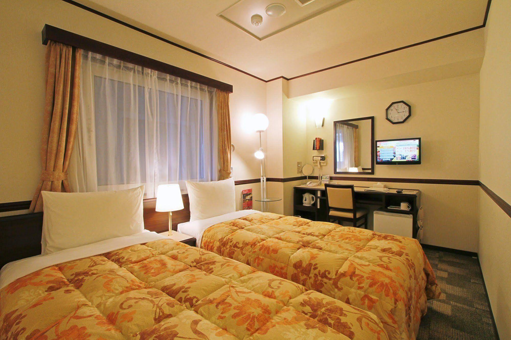 Toyoko Inn Tokyo Seibu Ikebukuro sen Higashi kurume eki Nishi guchi Bagian luar foto